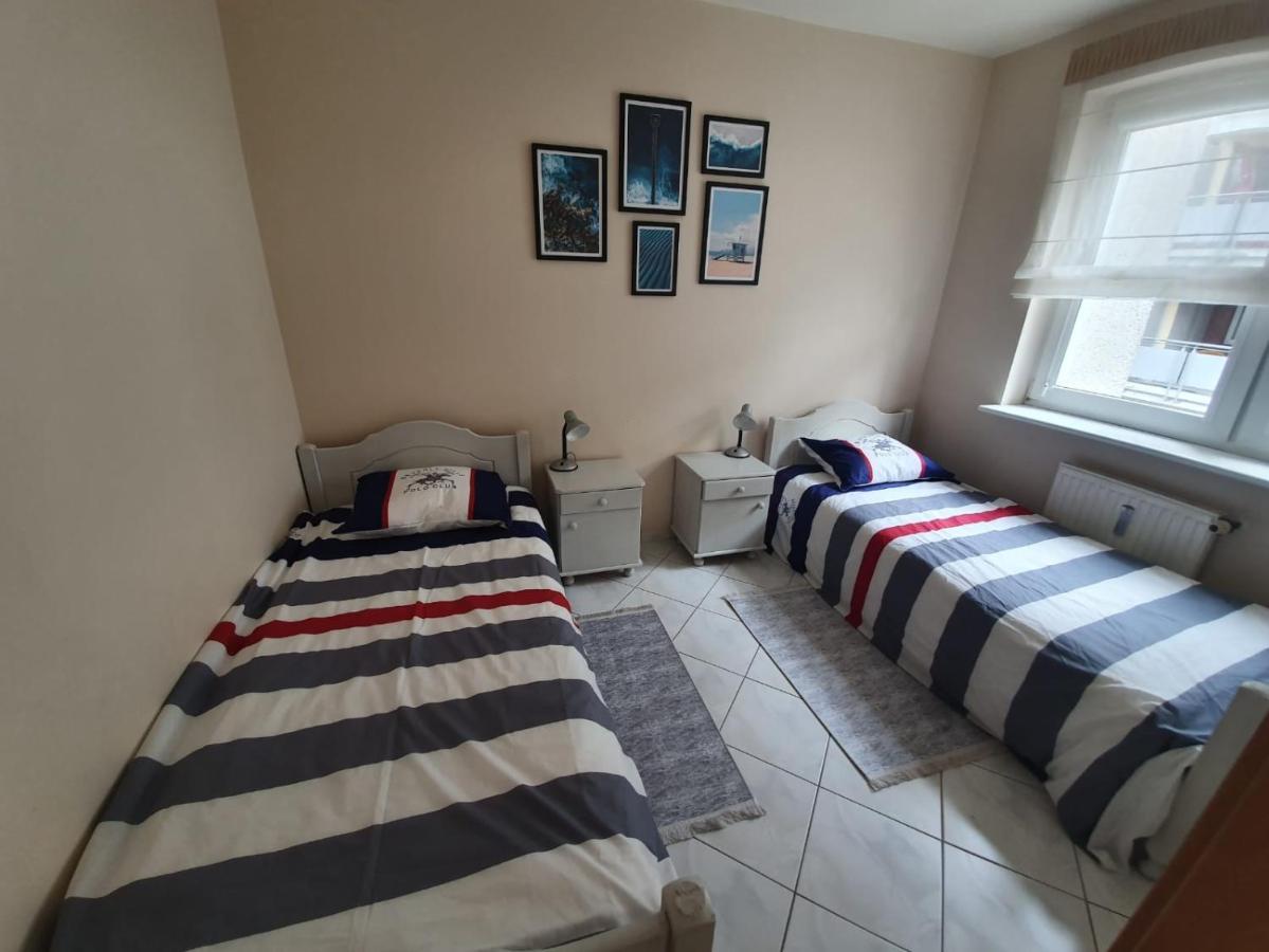 Apartament Koala Kolobrzeg, 50 M Do Plazy, Garaz-Po Wczesniejszej Rezerwacji U Wlascicieli, Wifi, Mile Widziane Czworonogi Bagian luar foto