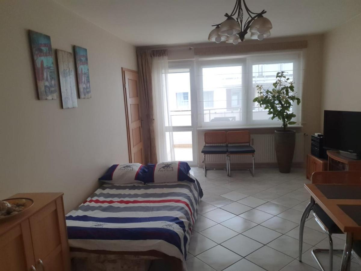 Apartament Koala Kolobrzeg, 50 M Do Plazy, Garaz-Po Wczesniejszej Rezerwacji U Wlascicieli, Wifi, Mile Widziane Czworonogi Bagian luar foto